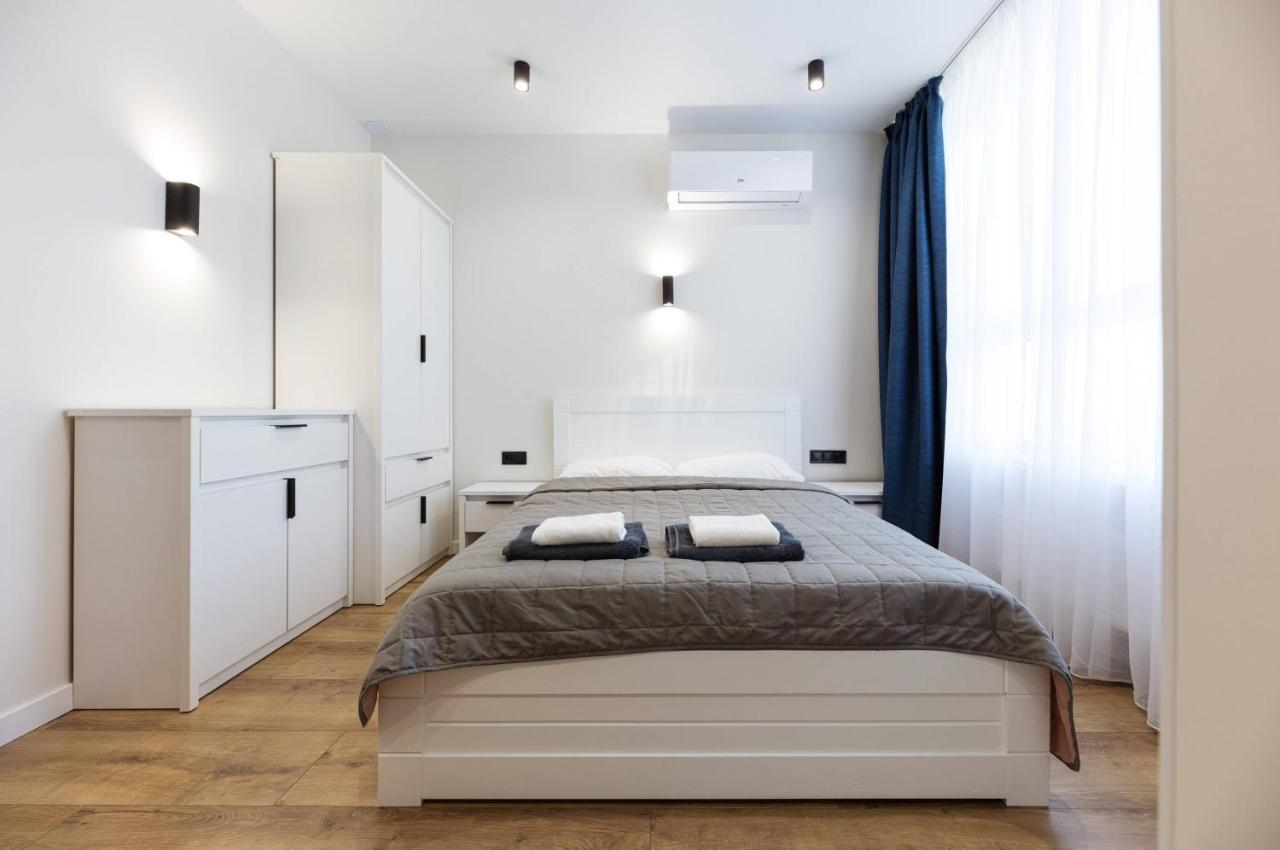 Apartament Квартири Люкс Метро Чернігівська Kijów Zewnętrze zdjęcie