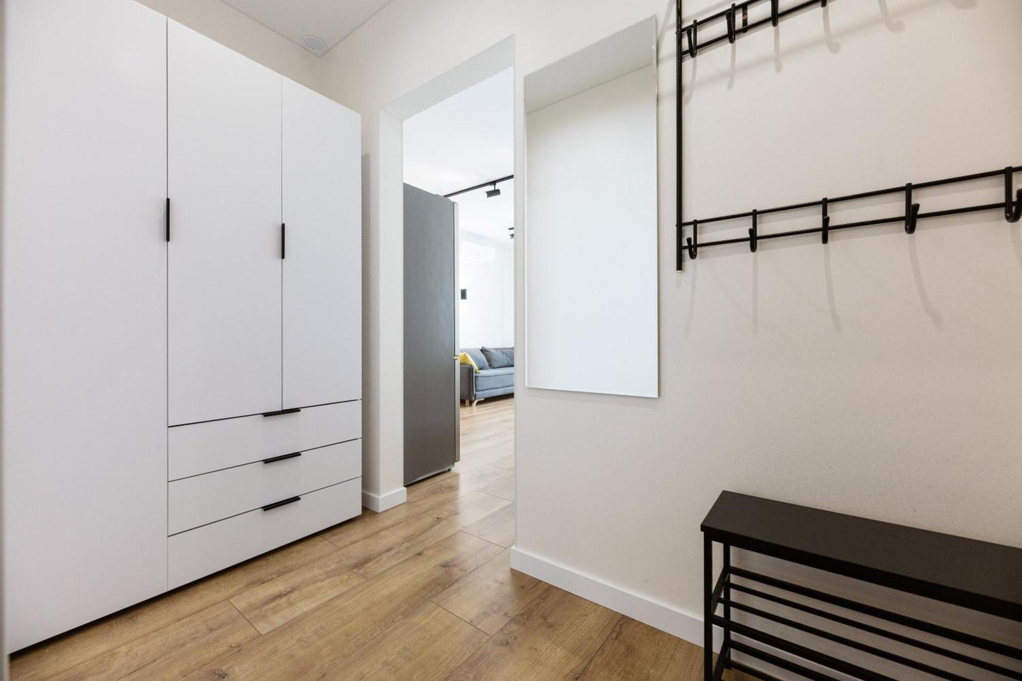 Apartament Квартири Люкс Метро Чернігівська Kijów Zewnętrze zdjęcie
