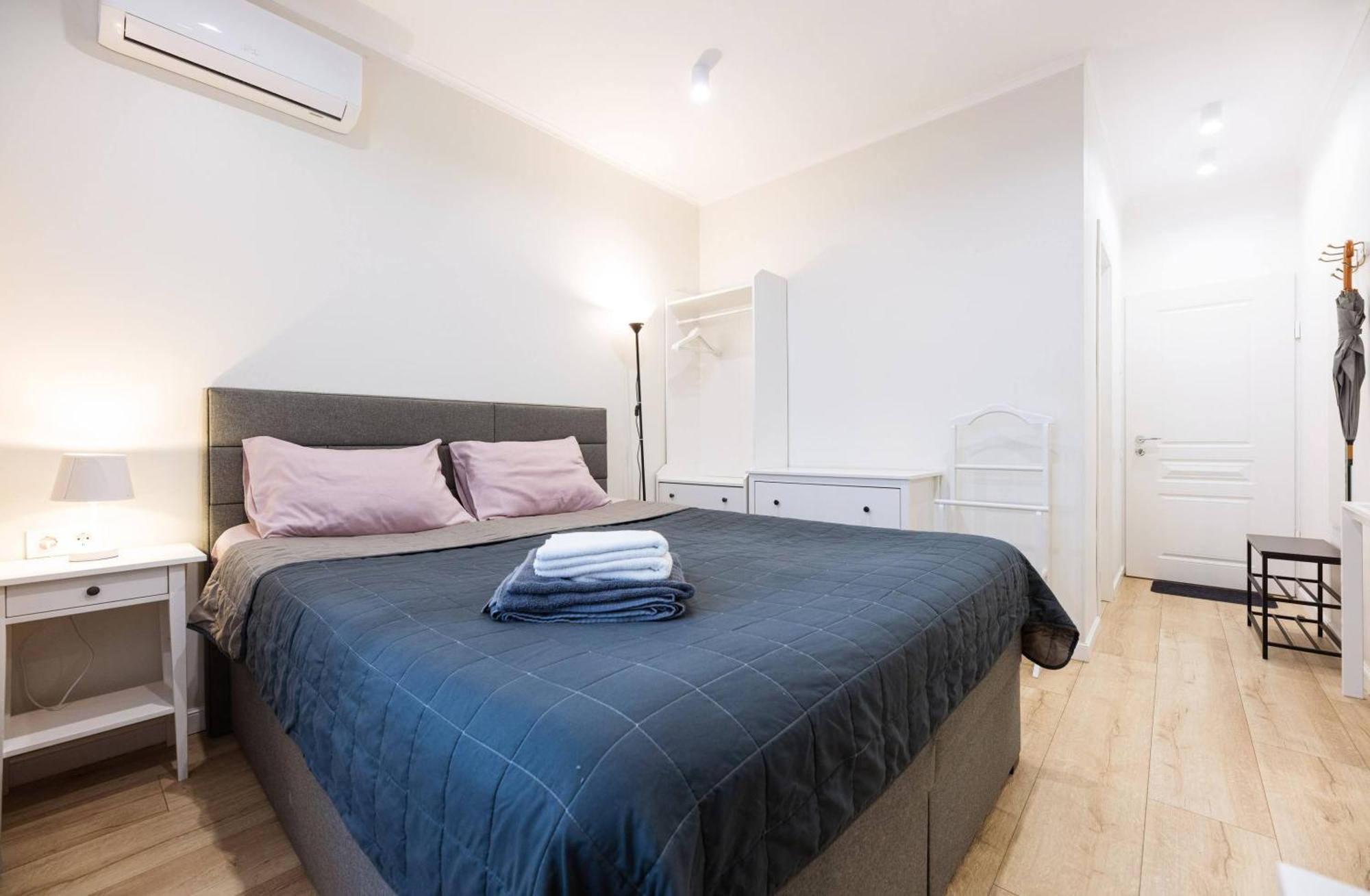 Apartament Квартири Люкс Метро Чернігівська Kijów Zewnętrze zdjęcie